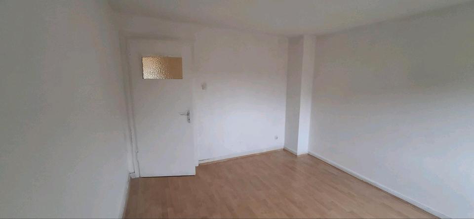 Dachgeschoßwohnung Köln Kalk - 3 Zimmer, 78 m&sup2;, 1.600&euro; | Angebot:25660365