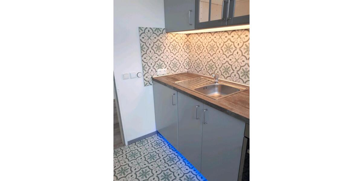 Etagenwohnung Solingen - 2 Zimmer, 56 m&sup2;, 830&euro; | Angebot:25641518