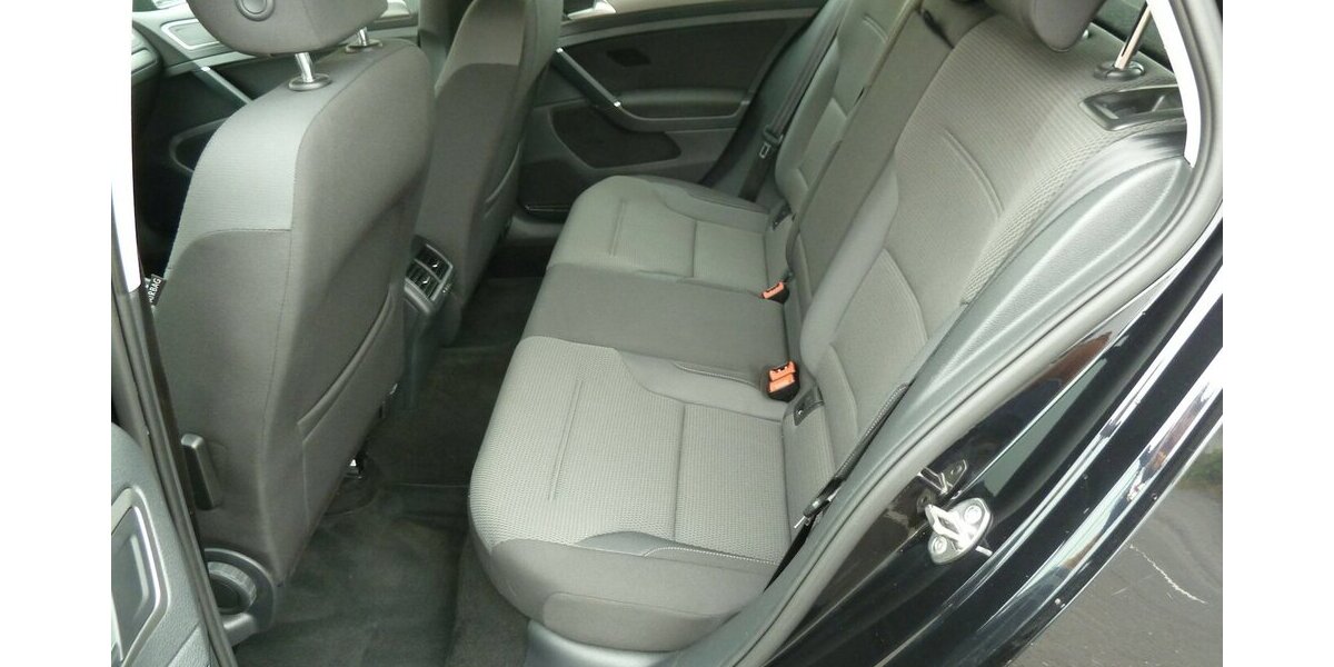 VW Golf VII Limo1.4 TSI Automatik Climatronic Alu 80.600 km 11.900 &euro; Ratingen 40885