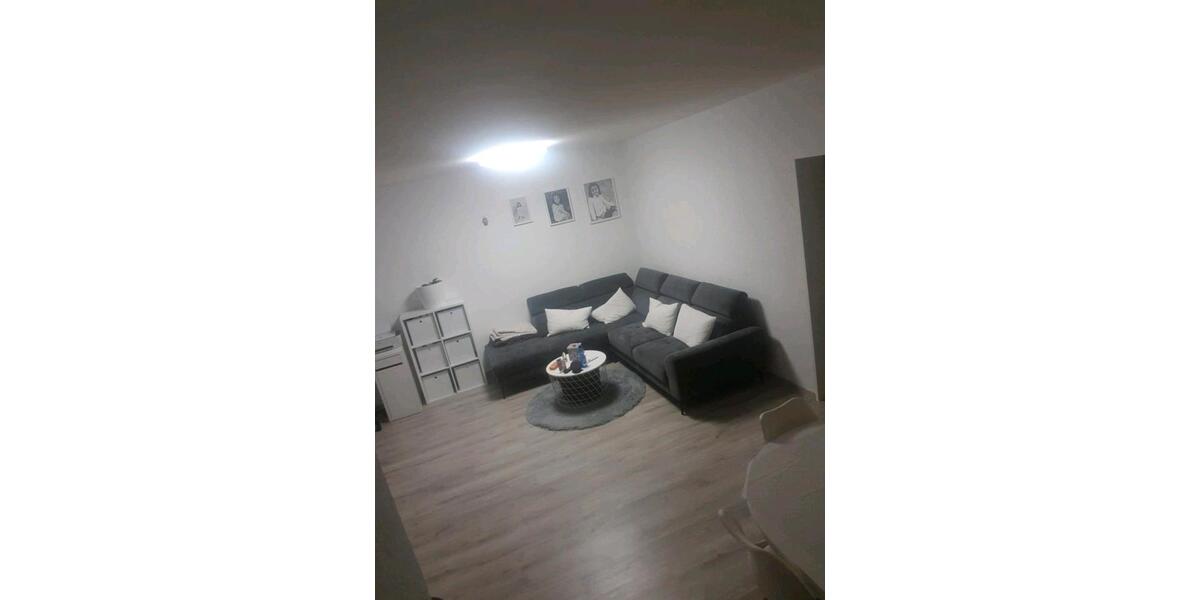 Etagenwohnung Heiligenhaus - 4 Zimmer, 95 m&sup2;, 1.300&euro; | Angebot:26700853