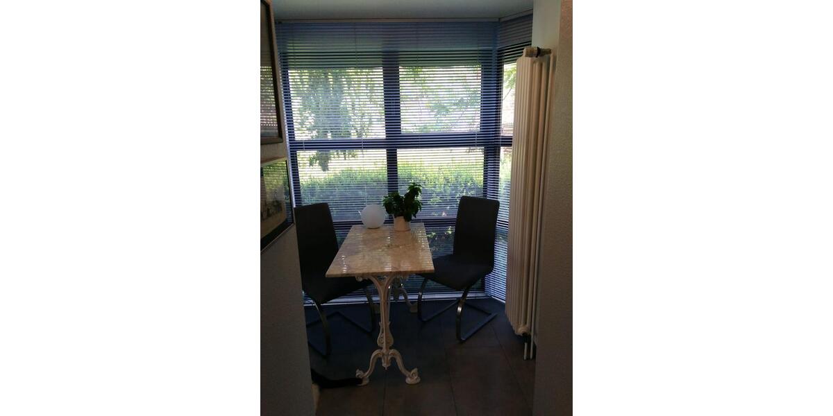 Erdgeschoßwohnung Düsseldorf Stadtbezirk 8 - 2 Zimmer, 50 m&sup2;, 1.200&euro; | Angebot:25612750