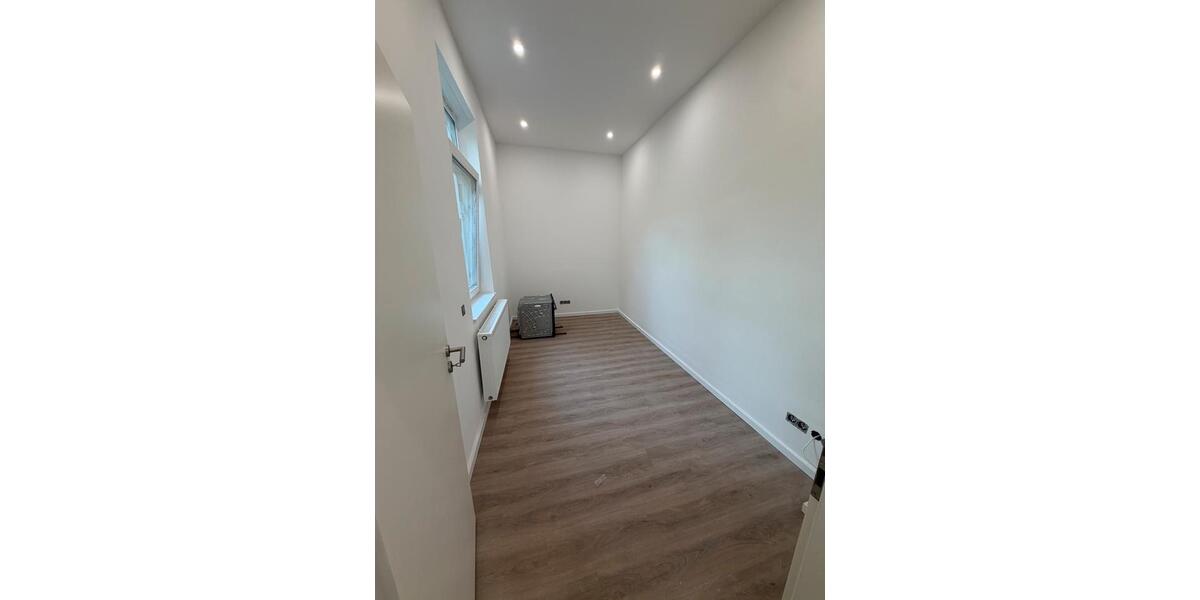 Erdgeschoßwohnung Köln Ehrenfeld - 1 Zimmer, 22 m&sup2;, 600&euro; | Angebot:26699833