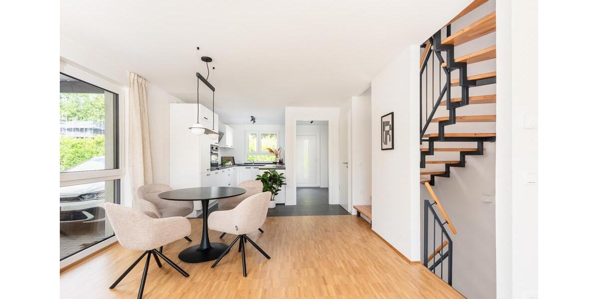 Doppelhaushälfte Pulheim - 5 Zimmer, 185 m&sup2;, 2.440&euro; | Angebot:25789780