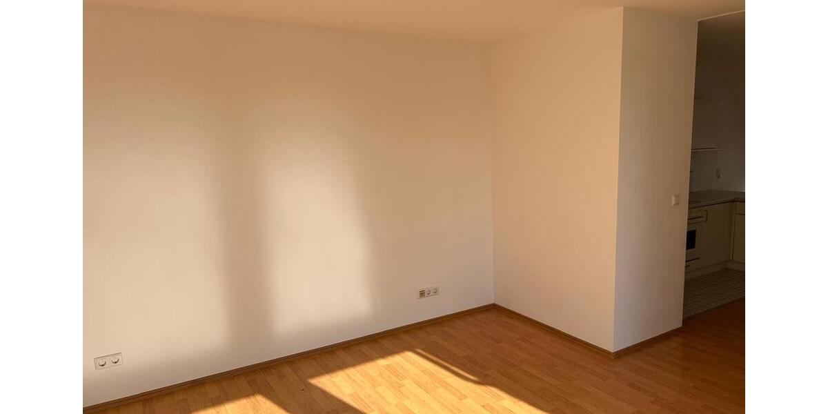 Dachgeschoßwohnung Meerbusch Necklenbroich - 1 Zimmer, 67 m&sup2;, 879&euro; | Angebot:25649527