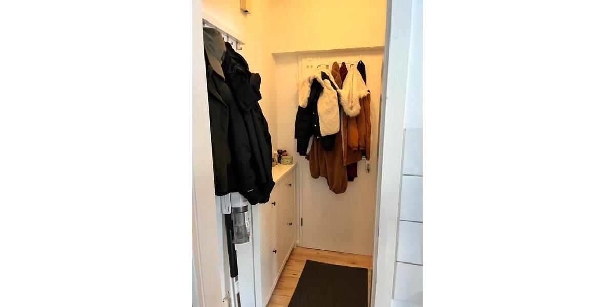Etagenwohnung Köln Nippes - 1 Zimmer, 23 m&sup2;, 705&euro; | Angebot:26701743