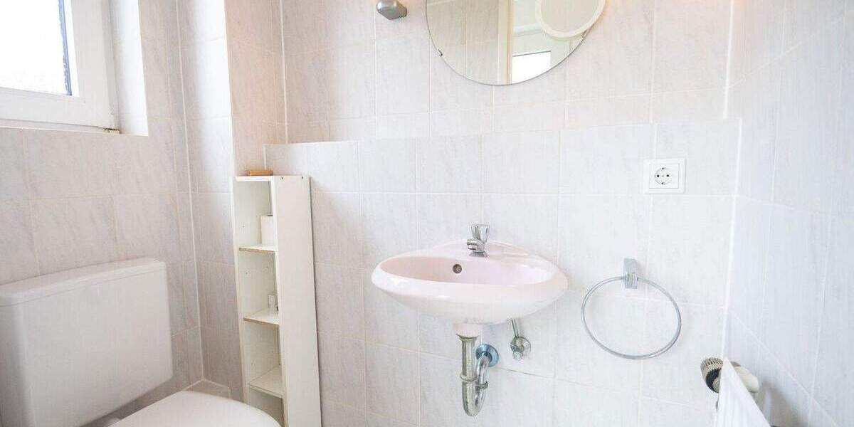 Reihenmittelhaus Neuss Westfeld - 4 Zimmer, 105 m&sup2;, 395.000&euro; | Angebot:25836576