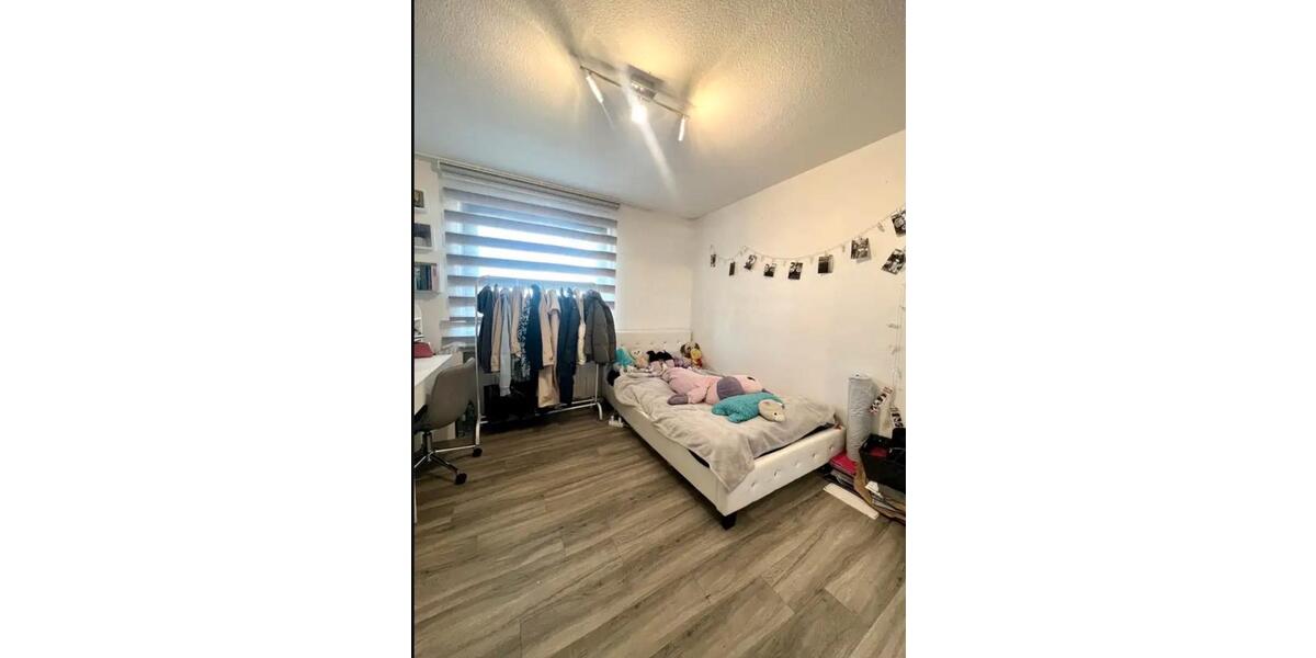 Etagenwohnung Kaarst - 4 Zimmer, 104 m&sup2;, 315.000&euro; | Angebot:24328237