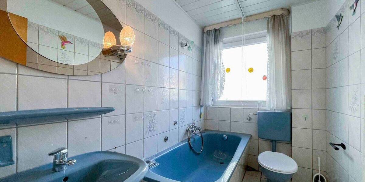 Einfamilienhaus Solingen Wald - 4 Zimmer, 104 m&sup2;, 299.000&euro; | Angebot:26065513