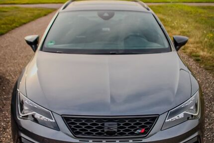 Seat Leon 91.420 km 25.900 &euro; Köln 50829