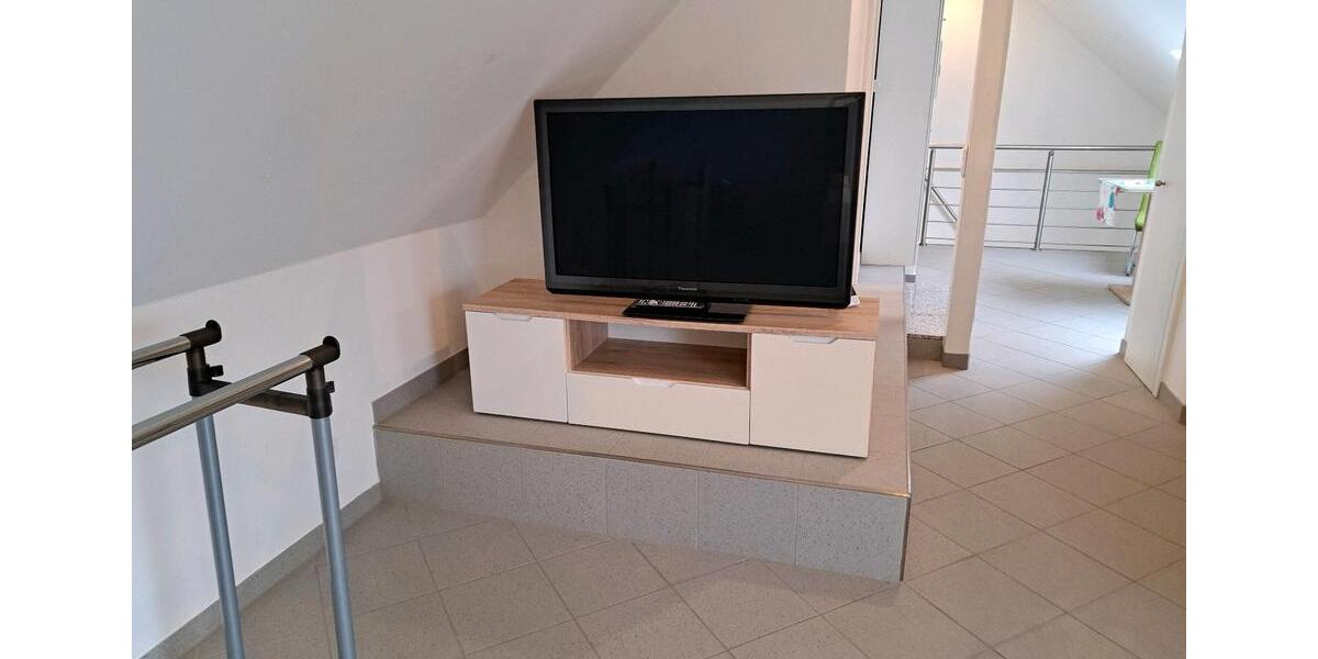 Dachgeschoßwohnung Leverkusen - 1 Zimmer, 45 m&sup2;, 650&euro; | Angebot:25900267