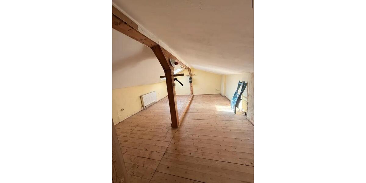 Einfamilienhaus Köln Nippes - 3 Zimmer, 65 m&sup2;, 1.300&euro; | Angebot:25636950