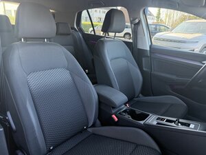 VW GOLF VIII 2.0 TDI Active +Ambiente+CarPlay+Navi+ 71.775 km 21.444 &euro; Meerbusch 40667