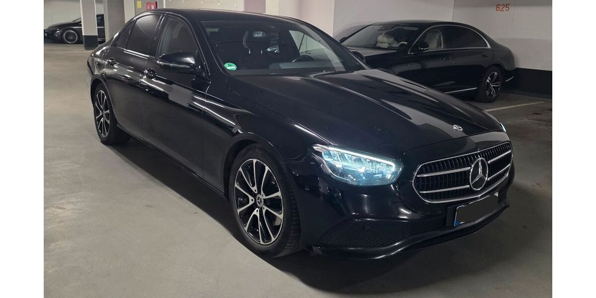 Mercedes-Benz E 220 245.000 km 22.000 &euro; Düsseldorf 40231
