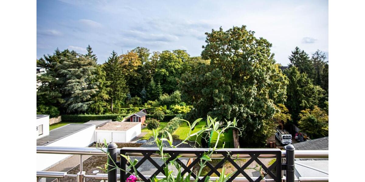 Einfamilienhaus Hilden - 8 Zimmer, 240 m&sup2;, 970.000&euro; | Angebot:25871721