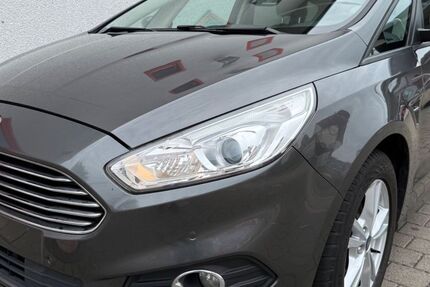 Ford S-Max 270.000 km 6.490 &euro; Bergisch Gladbach 51467