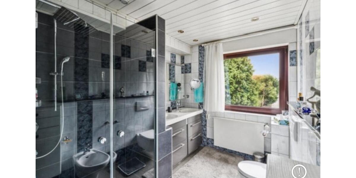 Etagenwohnung Köln Chorweiler - 5 Zimmer, 125 m&sup2;, 1.363&euro; | Angebot:26020410