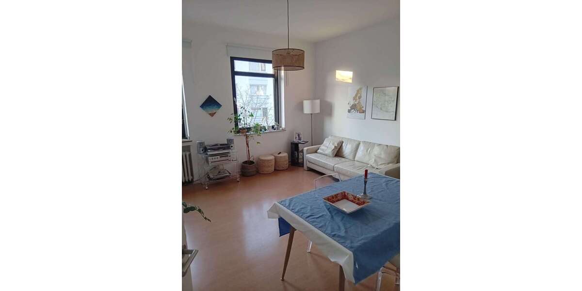 Etagenwohnung Düsseldorf Bilk - 3 Zimmer, 80 m&sup2;, 1.280&euro; | Angebot:25475504