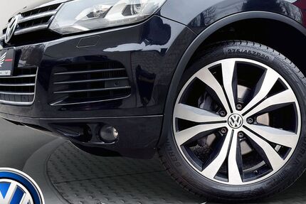 VW Touareg 122.971 km 17.990 &euro; Düsseldorf 40625