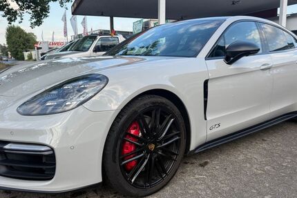 Porsche Panamera 134.000 km 63.500 &euro; mettmann 40822