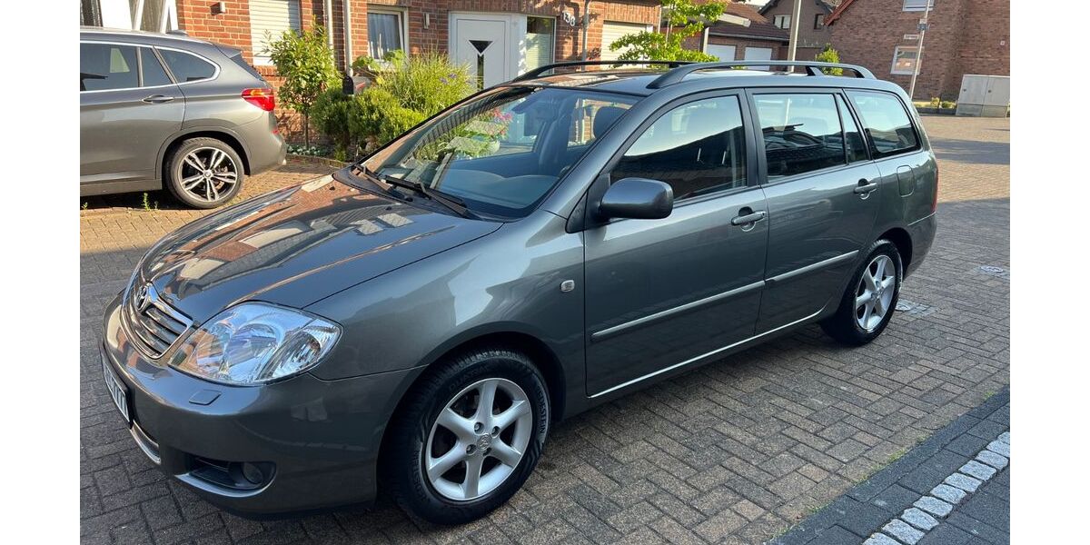 Toyota Corolla 131.905 km 6.000 &euro; Dormagen 41542