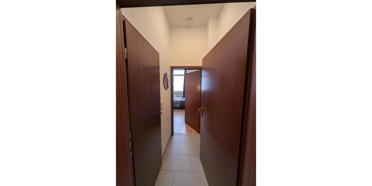 Etagenwohnung Köln Mülheim - 1 Zimmer, 28 m&sup2;, 1.000&euro; | Angebot:26022979