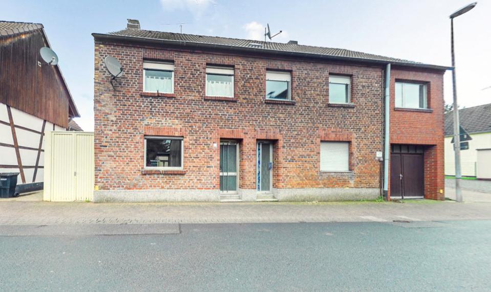 Doppelhaushälfte Bedburg - 4 Zimmer, 90 m&sup2;, 109.000&euro; | Angebot:26708483
