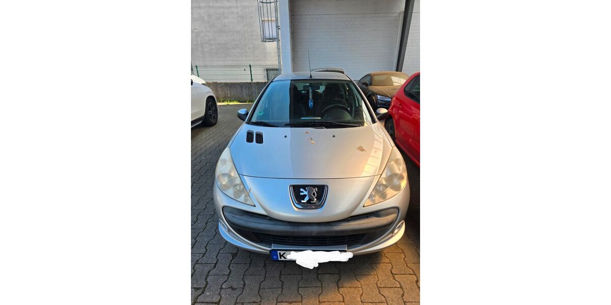 Peugeot 206 157.590 km 1.950 &euro; Gremberghoven 51149