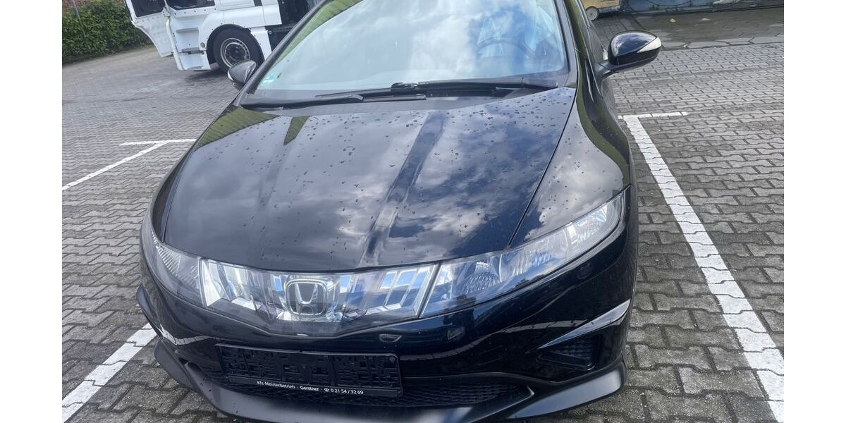 Honda Civic 78.000 km 5.400 &euro; Remscheid 42853
