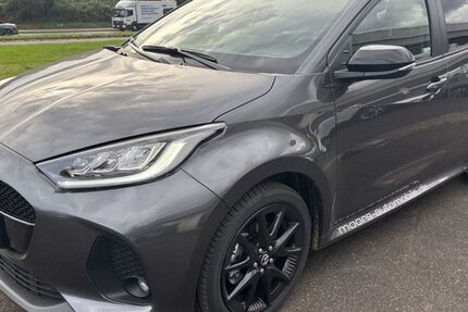 Mazda 2 Hybrid 3.856 km 23.671 &euro; Neuss 41464