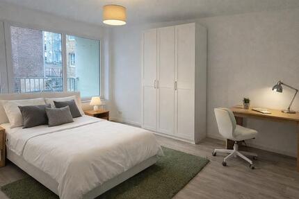 Wohnung Düsseldorf Stadtmitte - 2 Zimmer, 120 m&sup2;, 737&euro; | Angebot:25718233