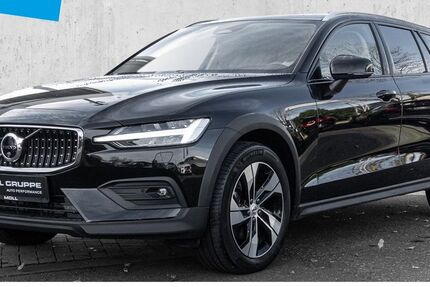 Volvo V60 Cross Country 32.398 km 37.740 &euro; Düsseldorf 40474