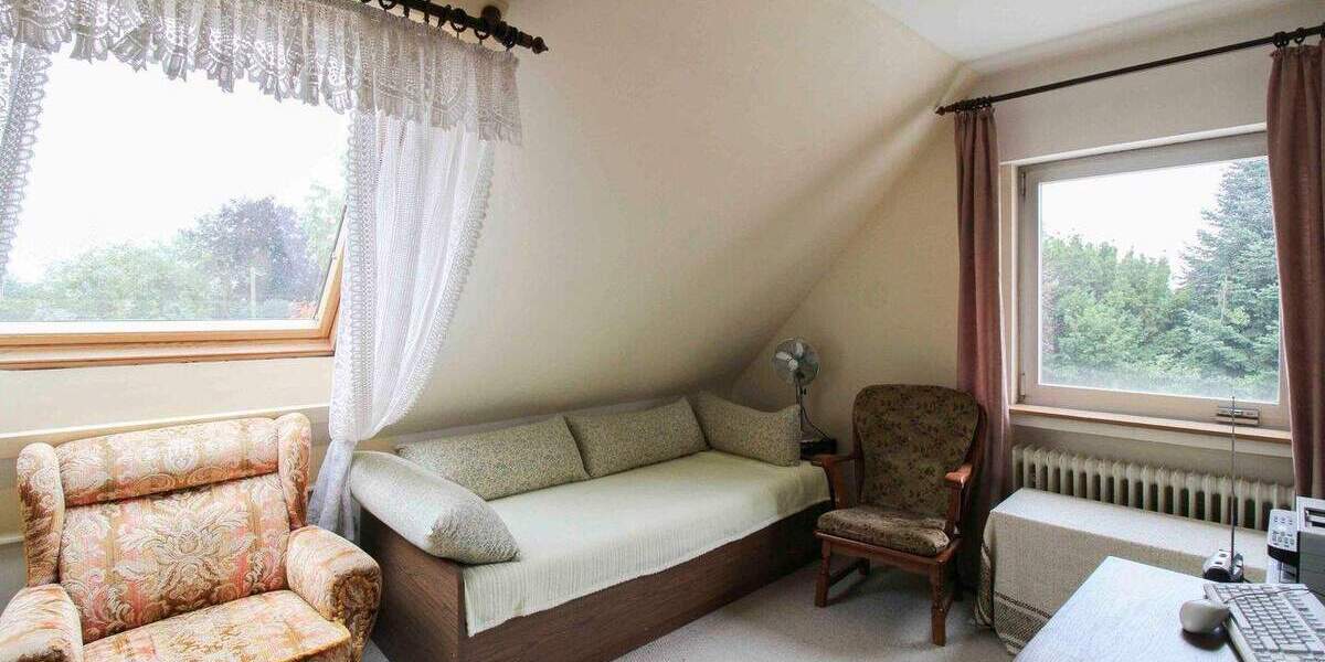 Einfamilienhaus Köln Esch/Auweiler - 7 Zimmer, 599.000&euro; | Angebot:25683571