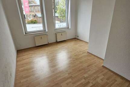 Wohnung Solingen Broßhaus - 1 Zimmer, 38 m&sup2;, 400&euro; | Angebot:25972875