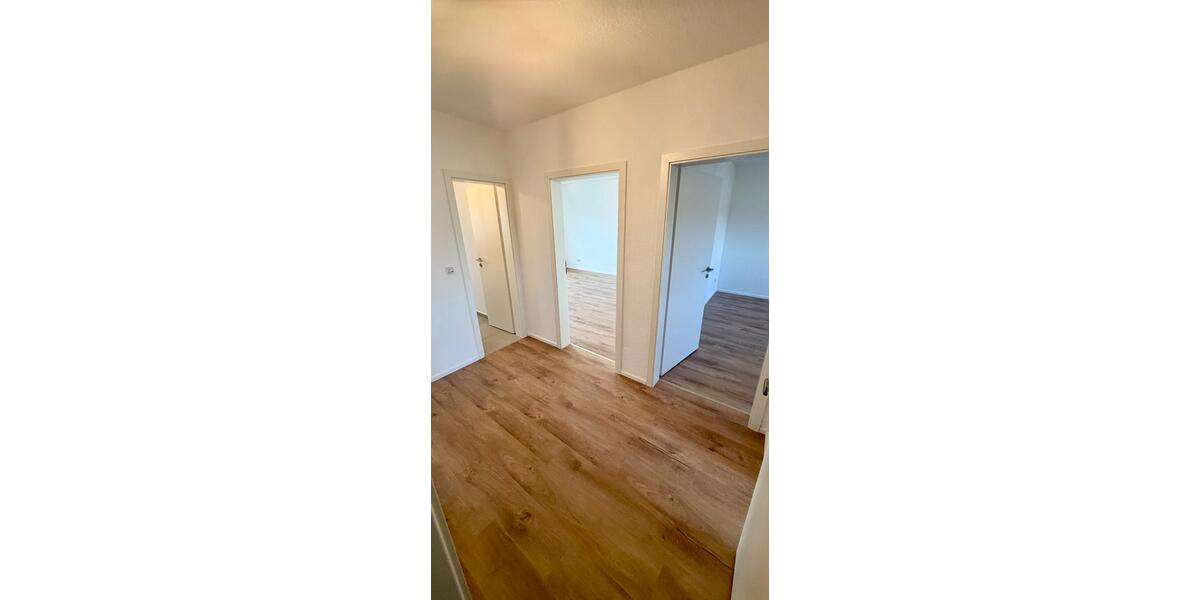 Dachgeschoßwohnung Düsseldorf Pempelfort - 3 Zimmer, 83 m&sup2;, 1.850&euro; | Angebot:26652898