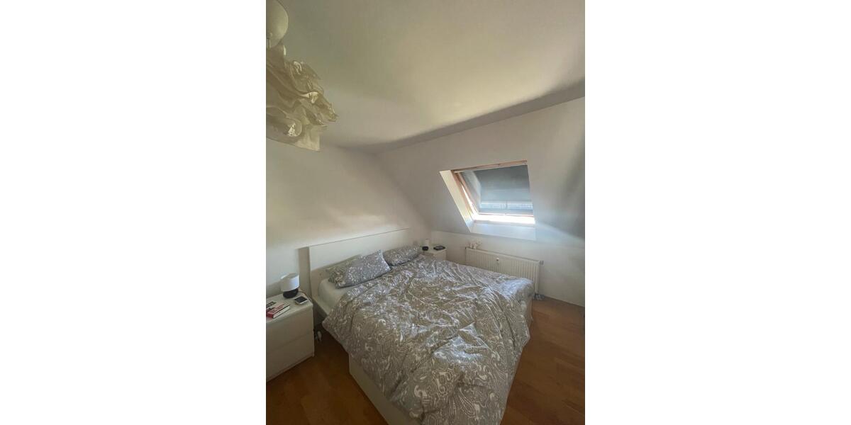 Maisonettenwohnung Köln Innenstadt - 2.5 Zimmer, 90 m&sup2;, 400&euro; | Angebot:25875988