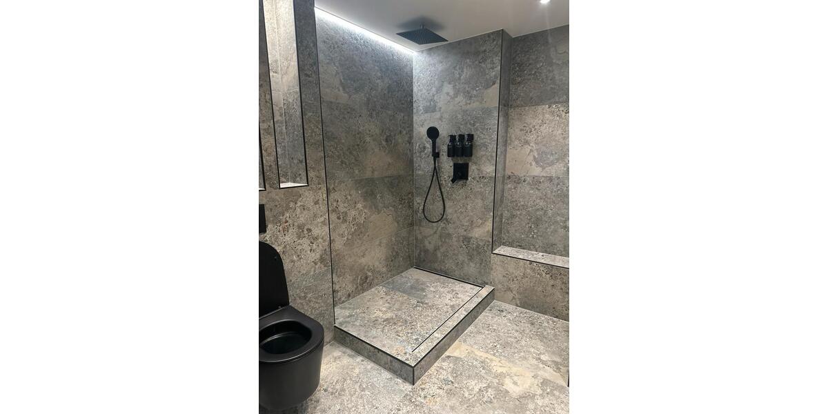 Etagenwohnung Bergheim - 6 Zimmer, 150 m&sup2;, 2.300&euro; | Angebot:25996430