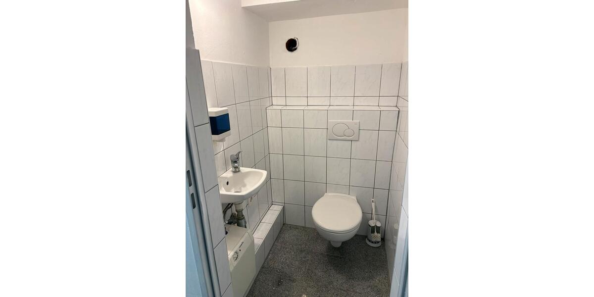 Etagenwohnung Ratingen Tiefenbroich - 1 Zimmer, 30 m&sup2;, 500&euro; | Angebot:26699804