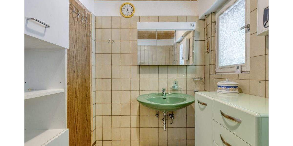 Bergisches Fachwerkhaus mit kleinen Schönheitsfehlern sucht neue Eigentümer - Einfamilienhaus Leverkusen Bergisch Neukirchen | Angebot:25319174