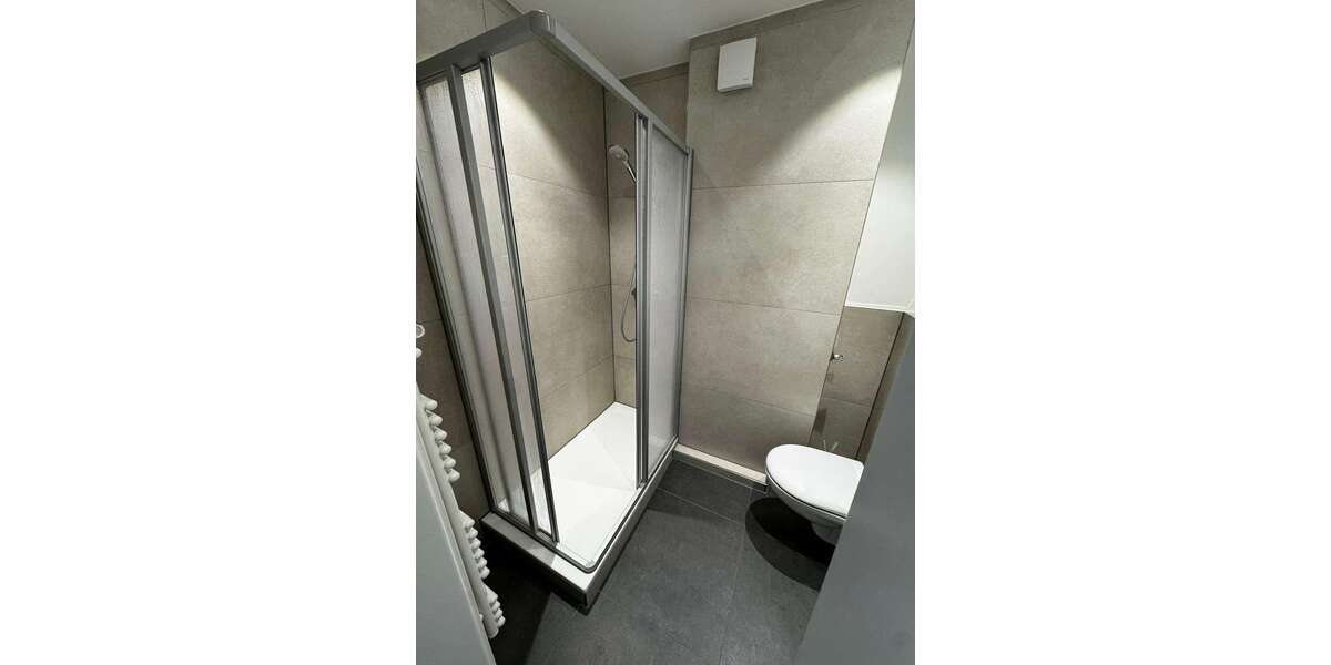 Etagenwohnung Köln Kalk - 2 Zimmer, 53 m&sup2;, 220.000&euro; | Angebot:26460325