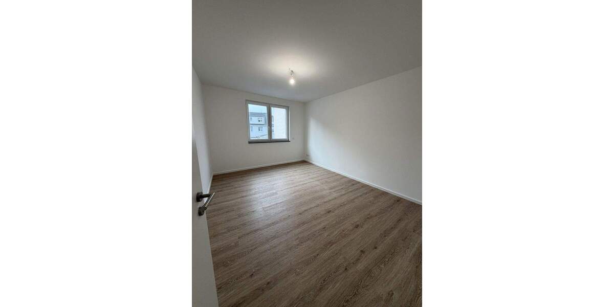 Terrassenwohnung Köln Höhenberg - 3 Zimmer, 100 m&sup2;, 1.590&euro; | Angebot:25784558