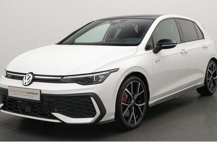 VW Golf 1.009 km 45.980 &euro; Leverkusen 51379