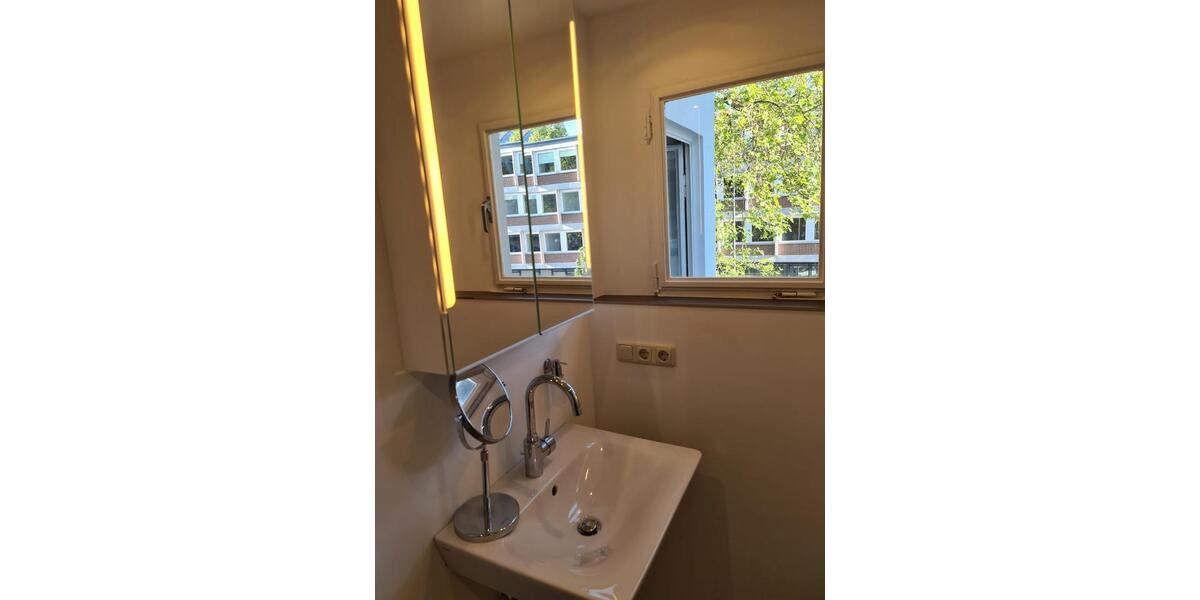 Etagenwohnung Köln Porz - 2 Zimmer, 65 m&sup2;, 1.700&euro; | Angebot:25891418