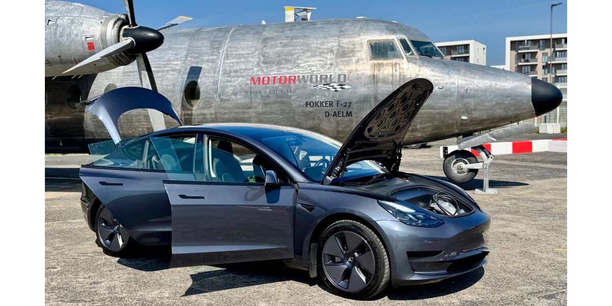 Tesla Model 3 19.500 km 32.900 &euro; Köln 50767