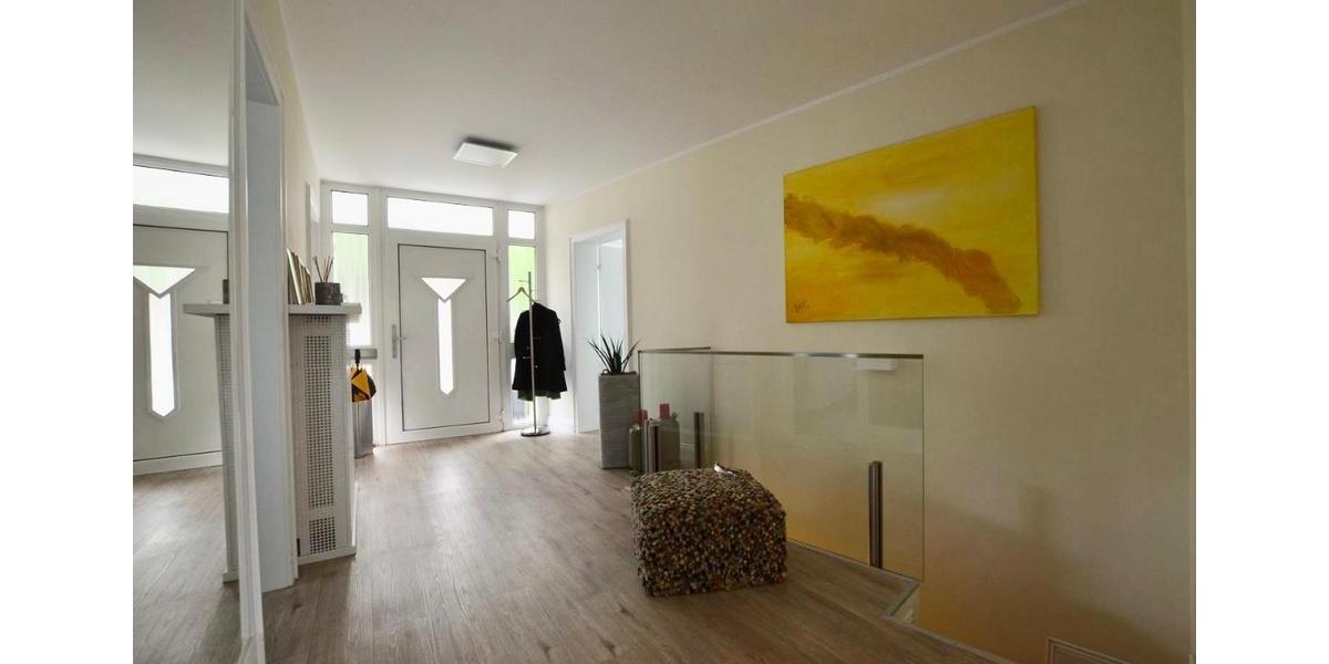 Einfamilienhaus Willich - 5 Zimmer, 150 m&sup2;, 3.350&euro; | Angebot:23227817