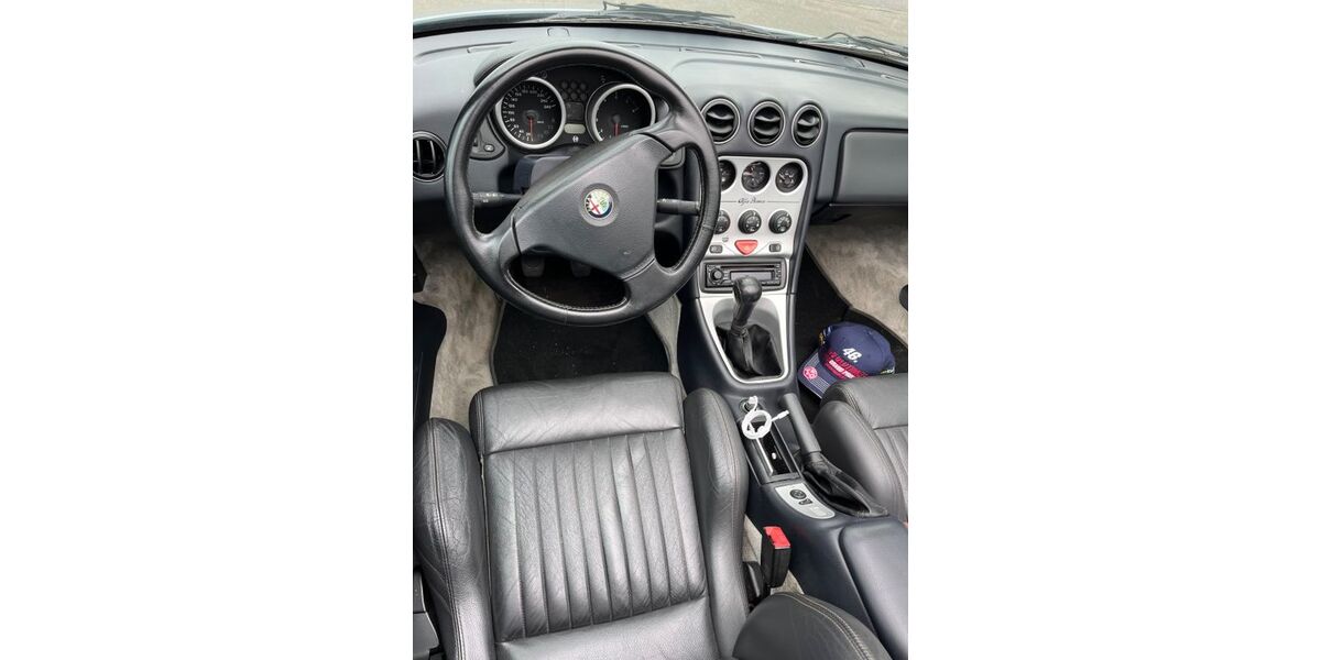 Alfa Romeo Spider 49.000 km 12.900 &euro; Köln 50829
