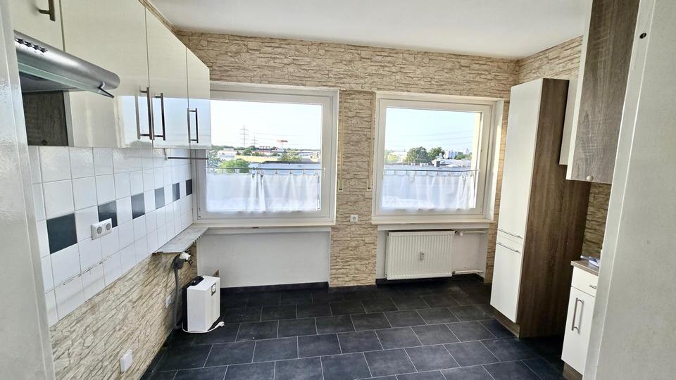 Etagenwohnung Hürth - 3 Zimmer, 90 m&sup2;, 1.850&euro; | Angebot:26698743