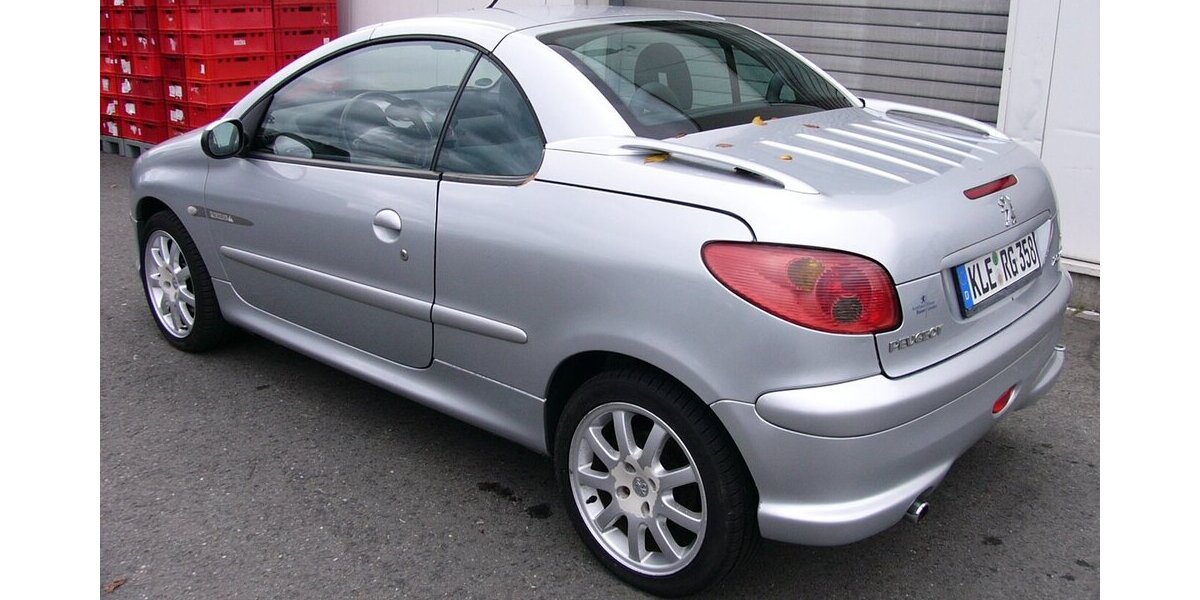 Peugeot 206 cc Cabrio Quiksilver Klimaautomatik Tüv 1/24 168.000 km 1.900 &euro; Ratingen 40885