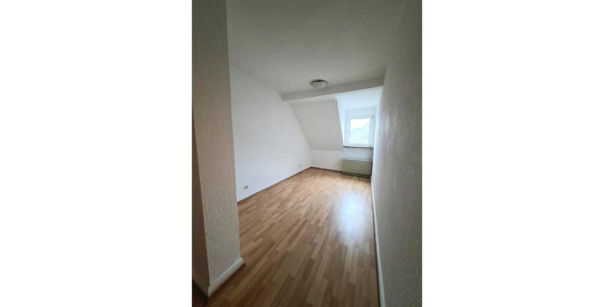 Dachgeschoßwohnung Heiligenhaus - 2 Zimmer, 52 m&sup2;, 670&euro; | Angebot:24662304
