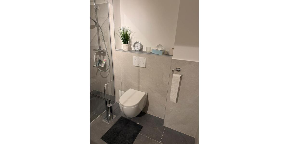 Reihenhaus Bergisch Gladbach Gronau - 5 Zimmer, 138 m&sup2;, 2.300&euro; | Angebot:25945133