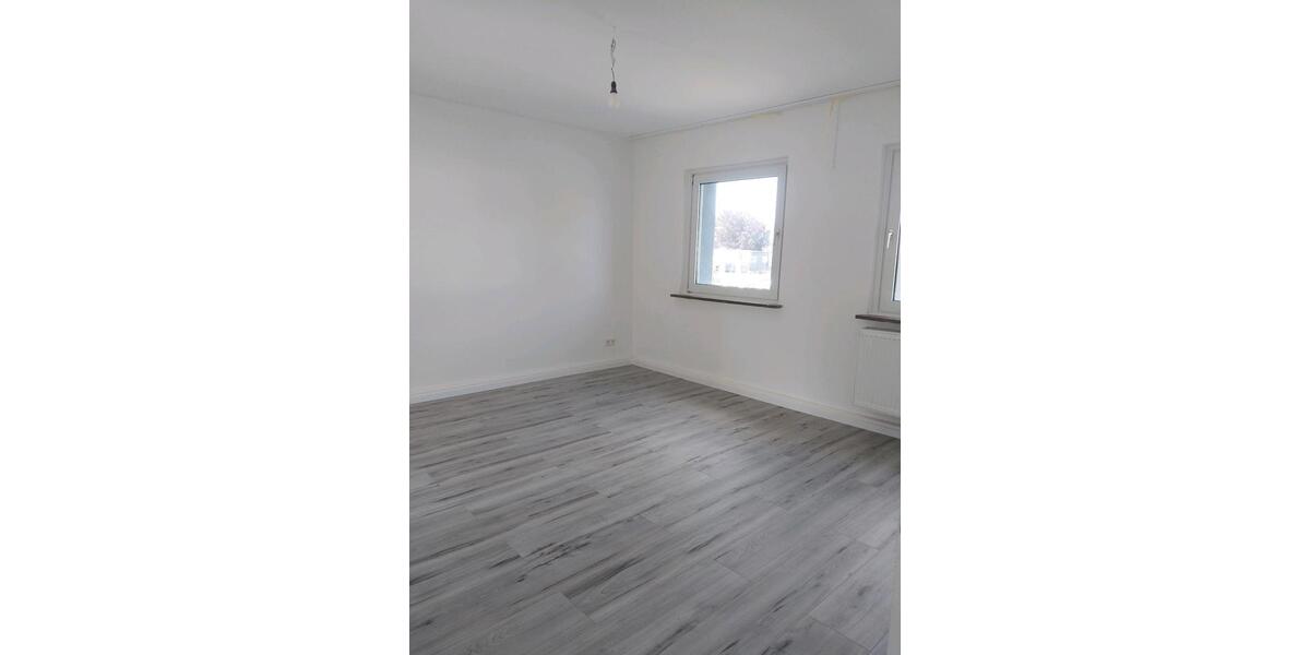 Erdgeschoßwohnung Burscheid - 4 Zimmer, 73 m&sup2;, 1.070&euro; | Angebot:26679360